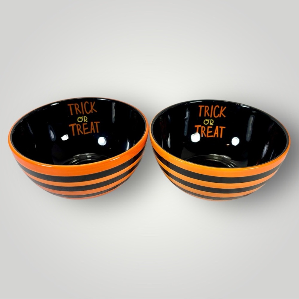 2 Small Halloween Bowls Cereal Trick or Treat 6” Stripes
